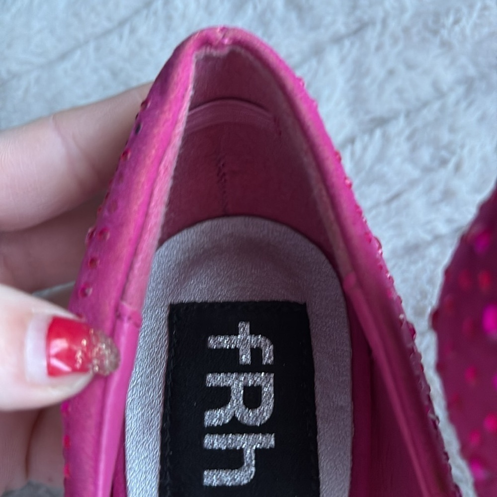 FRH Pink Rhinestone Pumps - Picture 12 of 15